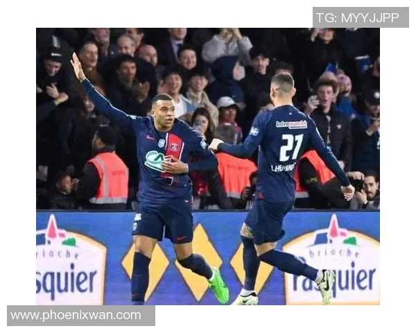 足总杯激战巴萨与巴黎圣日耳曼互交白卷补时进球引发全场狂欢