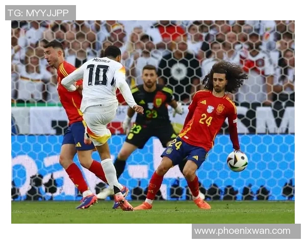 欧联杯曼联逆转AC米兰绝杀瞬间引发争议判罚全场沸腾 欧联杯曼联逆转AC米兰绝杀瞬间引发争议判罚全场沸腾