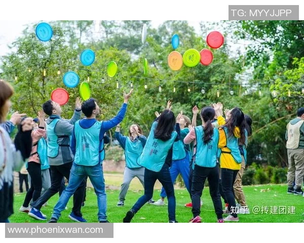 飞盘热潮席卷杭州飞盘队状态转变引发广泛关注与讨论 飞盘热潮席卷杭州飞盘队状态转变引发广泛关注与讨论