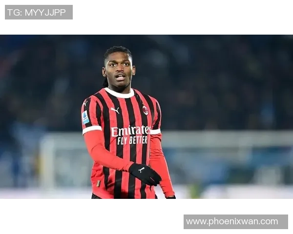 意甲焦点战平AC米兰与拜仁互交白卷转会传闻引发球迷热议