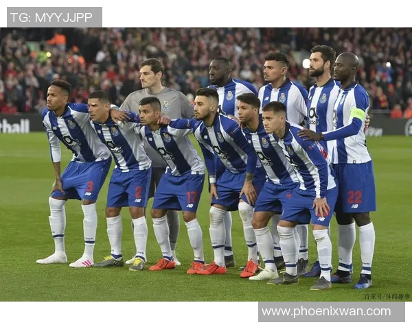 世界杯精彩对决曼城与波尔图战成平局逆转瞬间引发全场欢呼